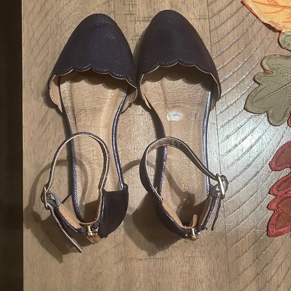 Girls Size 13 Blue pointy shoes